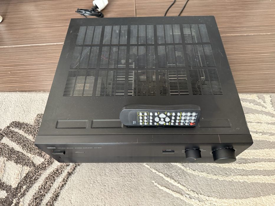 Yamaha AX-870 Качествен стерео усилвател