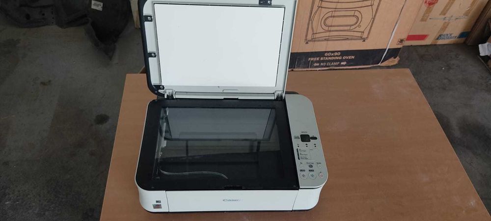 Принтер, сканер Canon цветной 10 000