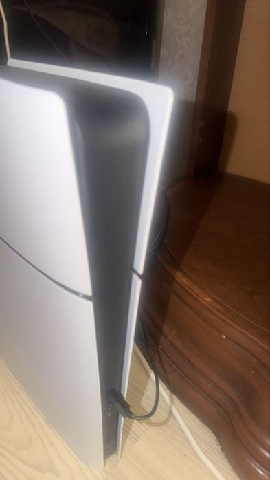 Пс 5слим без дисковот