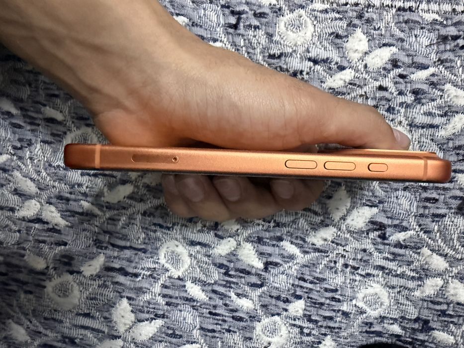 Iphone 17pro оргинал