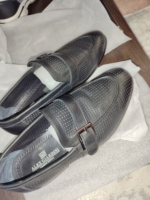 Продам туфли почти новые