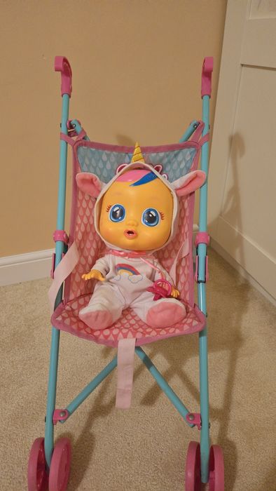 Baby Cry бебе Еднарог и количка
