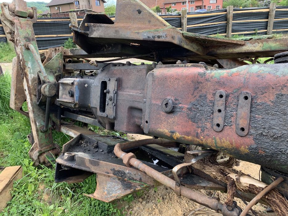 Vand ifron complet sau dezmembrez ifron. Piese ifron.