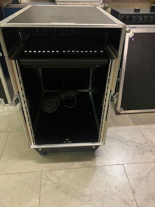 Midas m32r с къстъм кейс за него