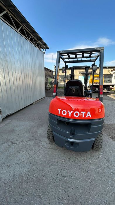 Продам Вилочный погрузчик (кара)