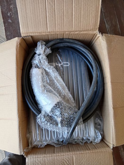 BYD zaryadlash stansiya