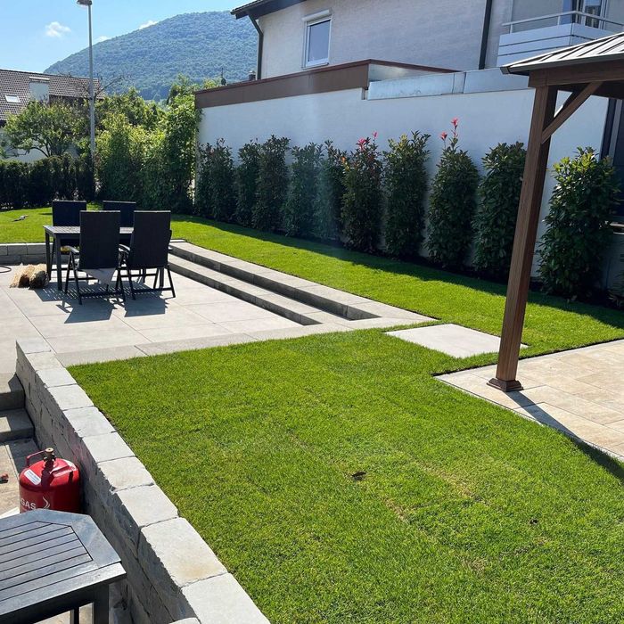 Amenajari spatii verzi , pavele, sisteme irigare,gazon rulou