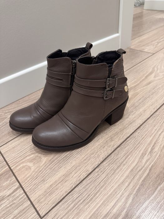 Женские сапоги 37 р