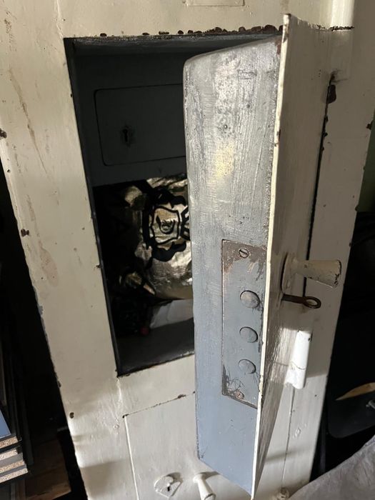 Продам сейф ссср