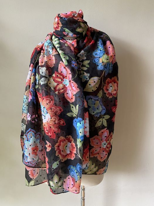 Тънък Шал Beck Sondergaard, Desigual, Manila Grace/ различни видове