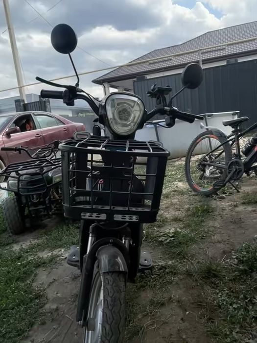 Скутер ск8 Идеял Талгар