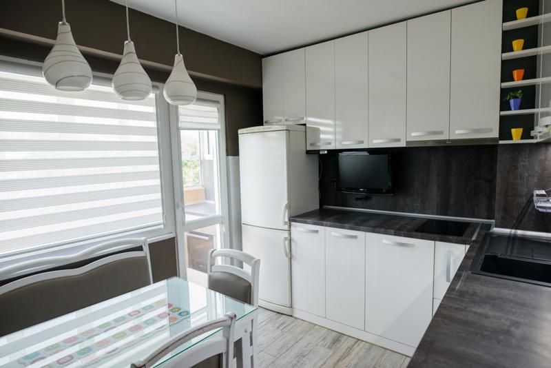 Дава се под наем Тристаен апартамент в Варна, Чайка - 90 кв.м за 650 € - Снимка #3