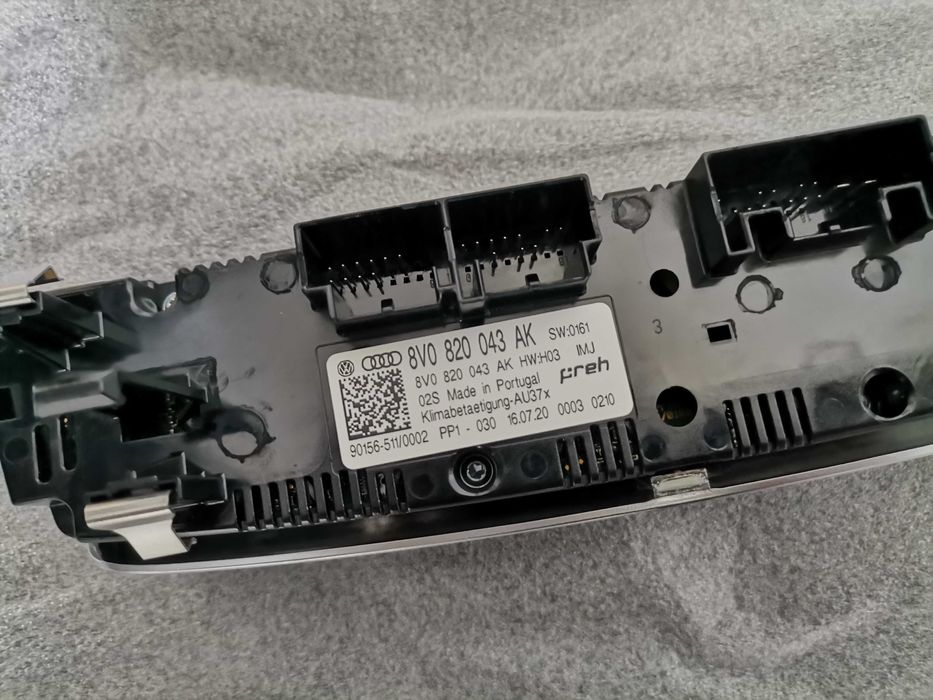 Нов Панел Управление Климатик Audi Q2 GA A3 8V Климатроник 8V0820043AK