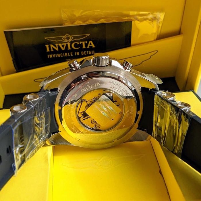 Срочно продам Часы Invicta Bolt