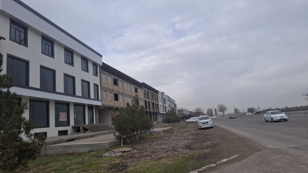 Нотурар нурафшонда 800 кв