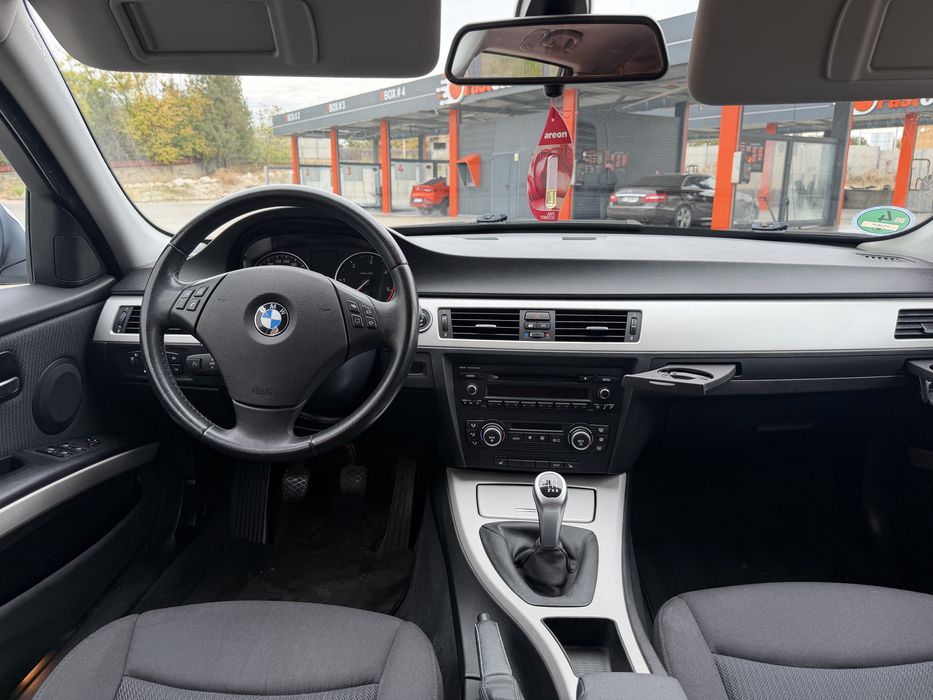 BMW Seria 3 2009 — imagine 5