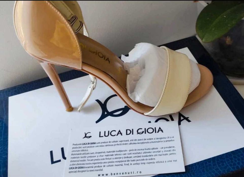 Sandale  piele naturala lăcuită ( Benvenuti)