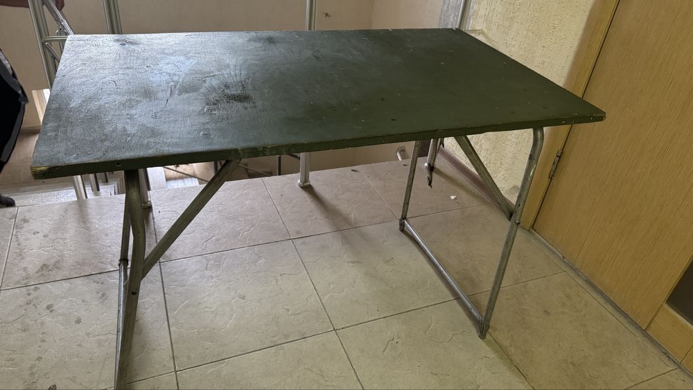 Продам военный стол