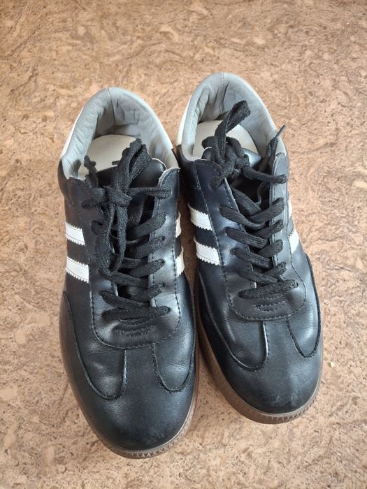 Кросовки в школу