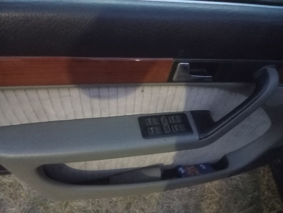 Продажа Ауди 100 с4