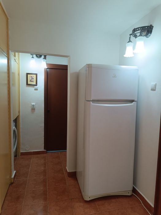 Închiriez apartament 2 camere decomantate