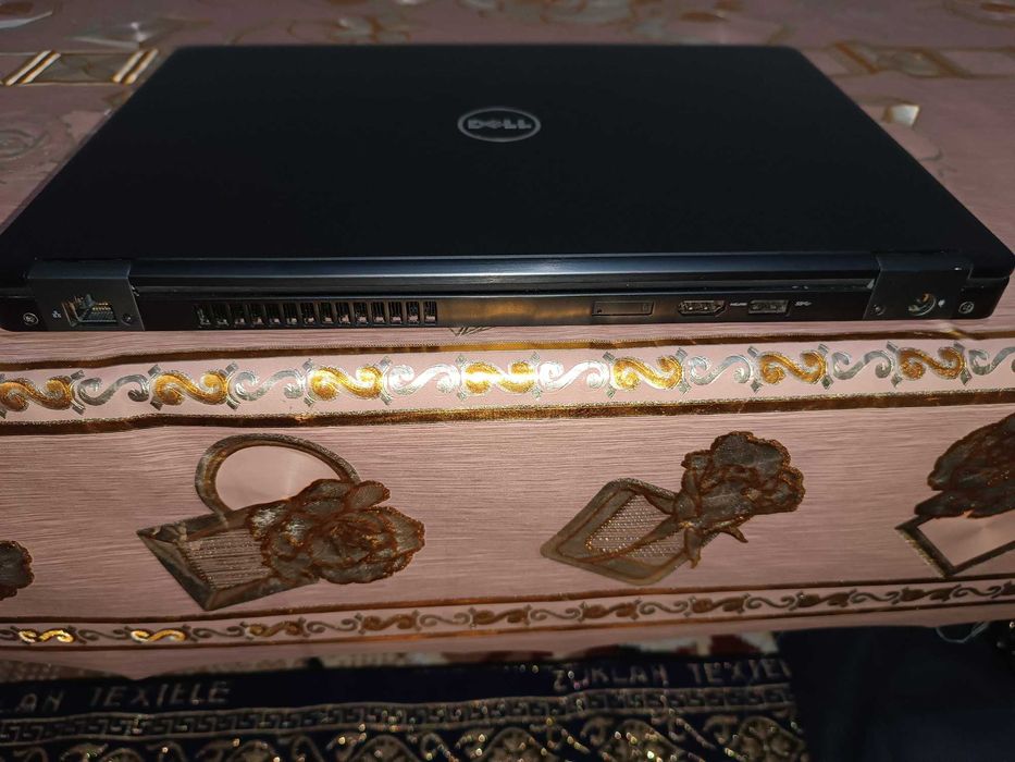 Dell Latitude 5480 Core i5-7200U 256 GB NVMe SSD 8 GB RAM