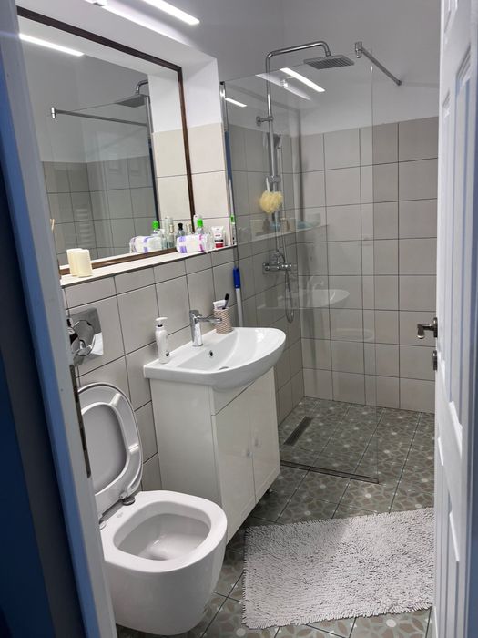 Inchiriez apartament 2 camere central