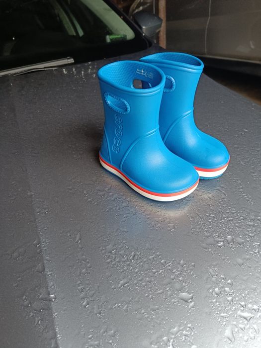 Vând cizme crocs copii