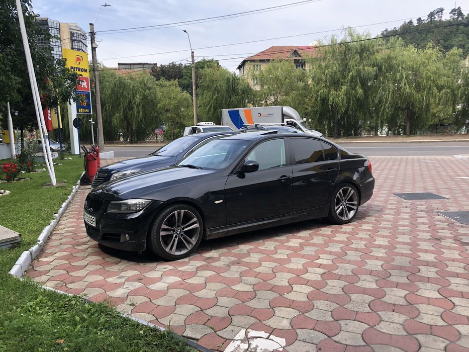 BMW SERIA 3 E90 facelift 320D 184 cp