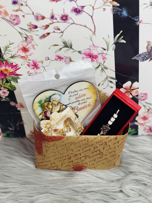 Cadouri dama/copii 1-8 martie/valentine’s day/onomastice si nu numai