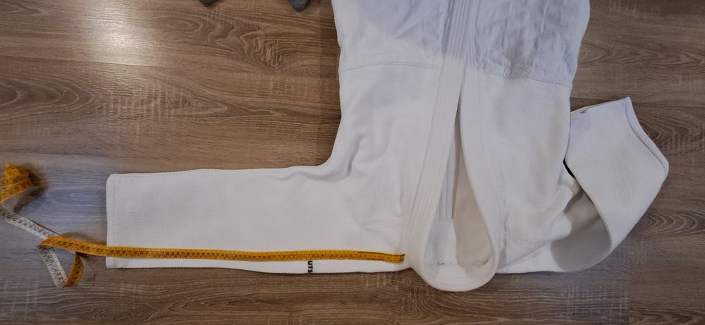 Kimono marimea 160 cm