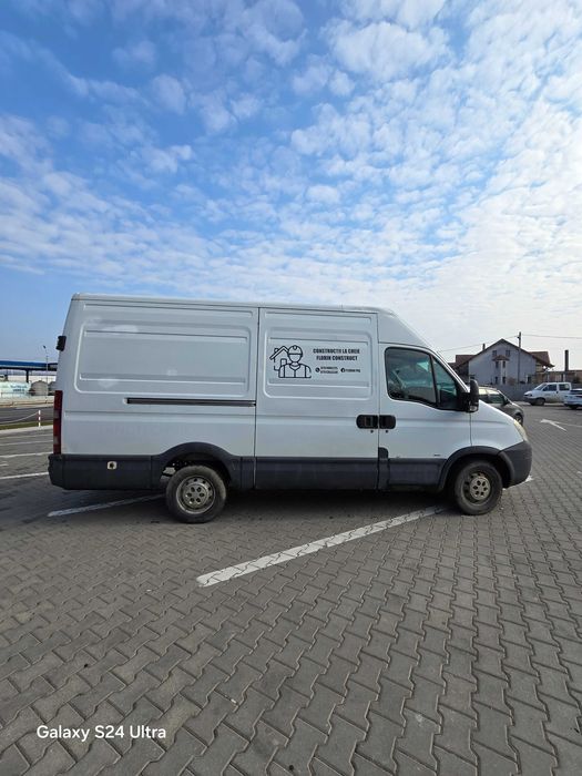 Iveco Daily 2.3 Diesel 2009 – Furgon – Spațios – 6700
