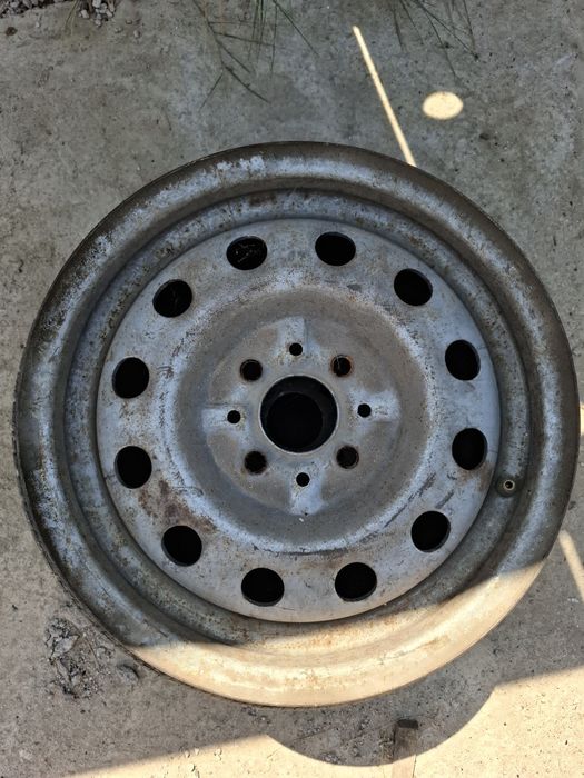 Продам диски на R14 на ваз