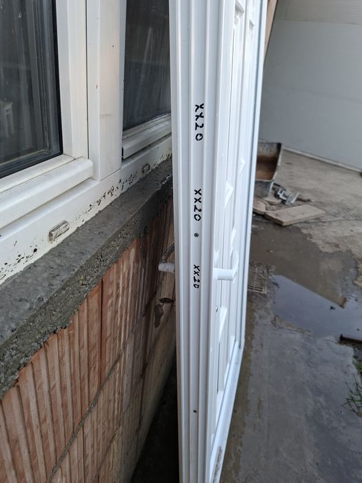 Ușă termopan intrare