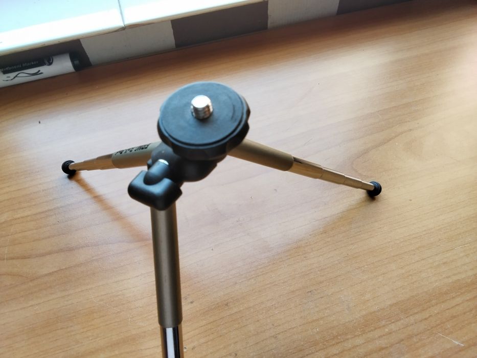 Чисто нова професионална стойка , за видео  камери и фотоапарати