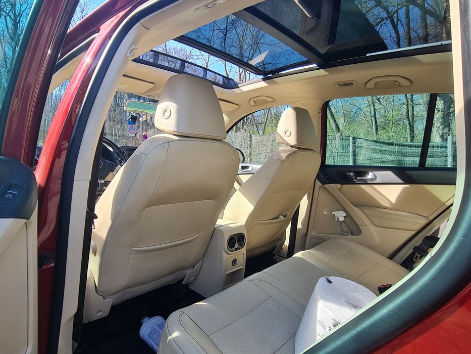 VW Tiguan Facelift,Benzina 2.0,Automat DSG,Piele crem,panoramic!Ocazie