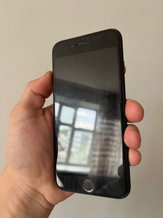 iPhone se 2022 семей