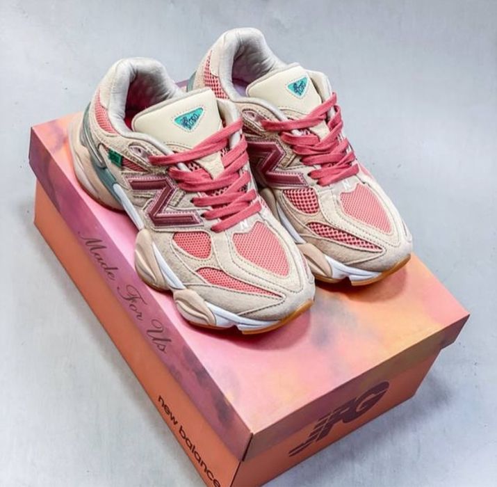 Нови дамски маратонки New Balance 9060 Penny Cookie Pink