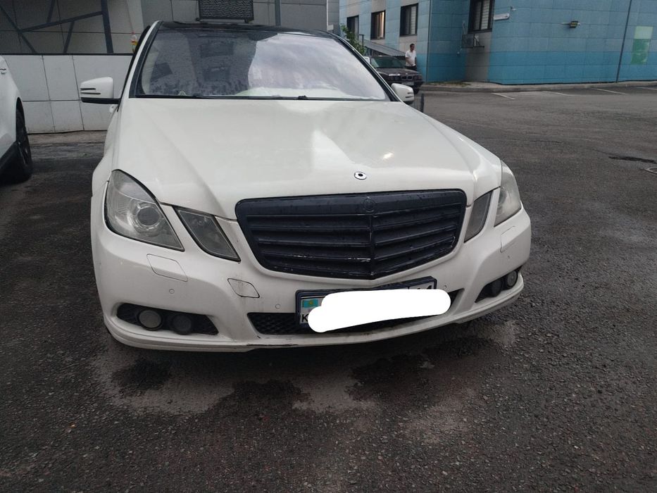 Передний Бампер Мерседес w212