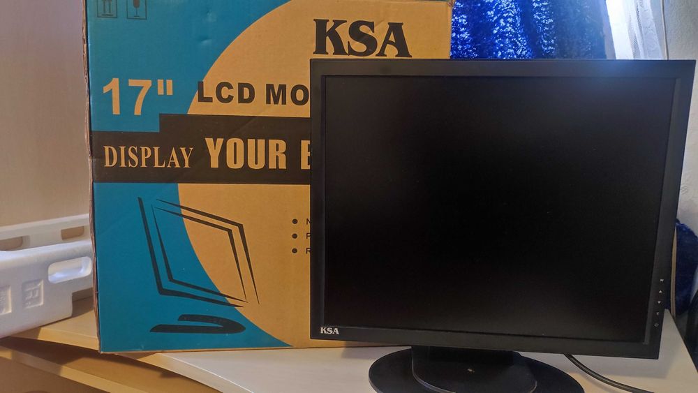 KSA Монитор 17 инча