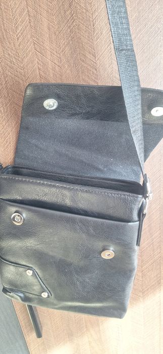 Мъжка кожена чанта