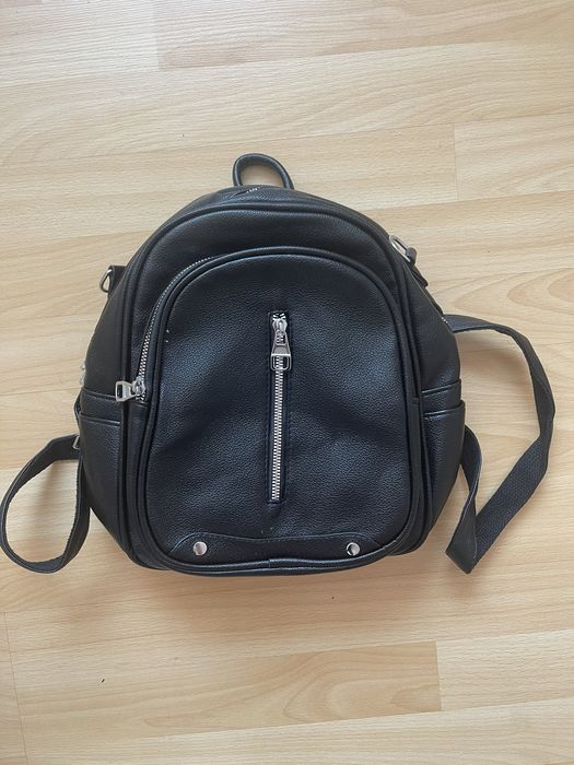 Чанти и портмонета