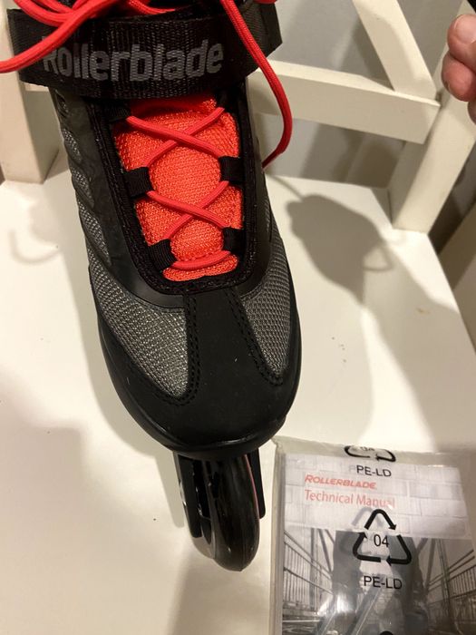 Rollerblade Role Parine in linie BLACK/RED marime 39, ca si noi