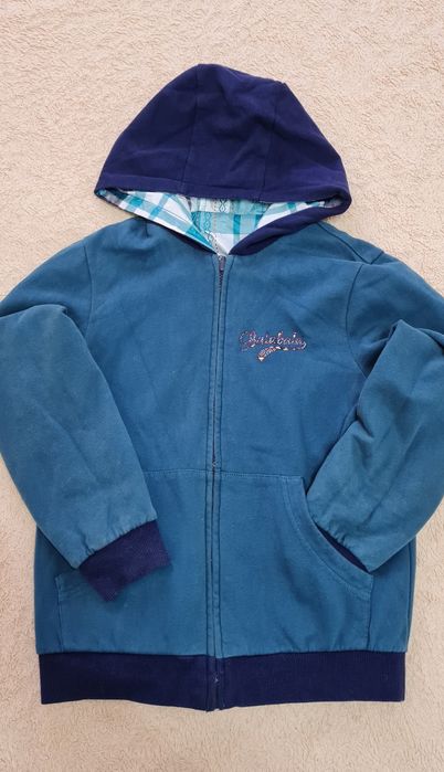 Продам ветровку 134-140см