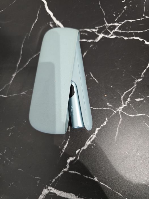 Aparat Iqos iluma