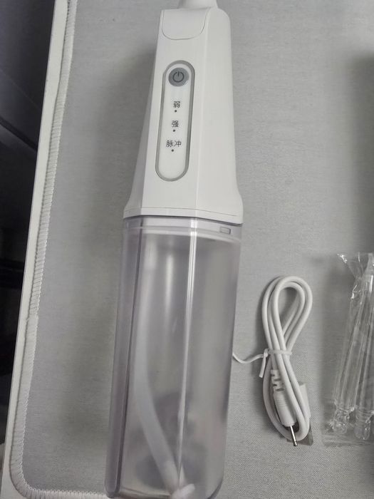 Ирригатор для полости рта