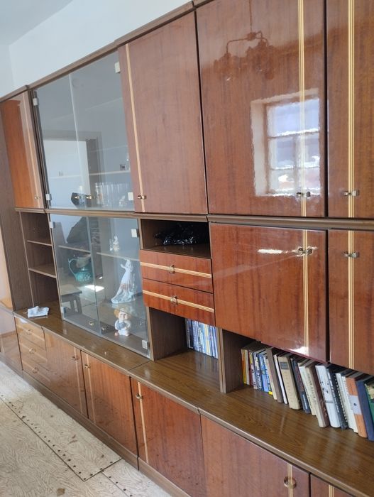 Отдам даром стенку и мебель