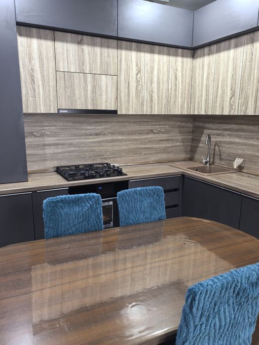 Продам 50млн район перинатального центра