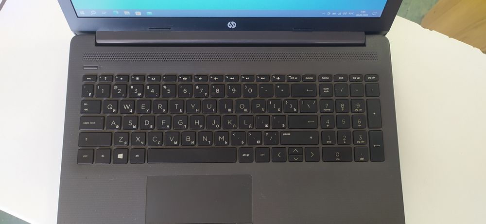 Продается ноутбук hp 250 G7