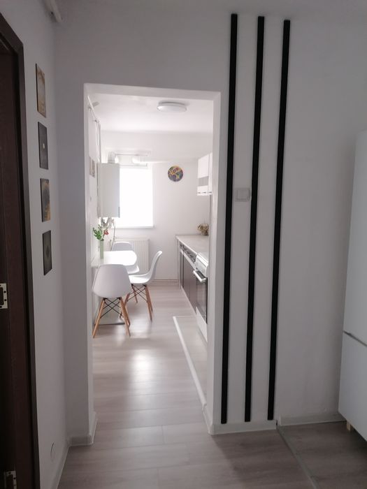 Schimb apartament zona Hermes Petroșani